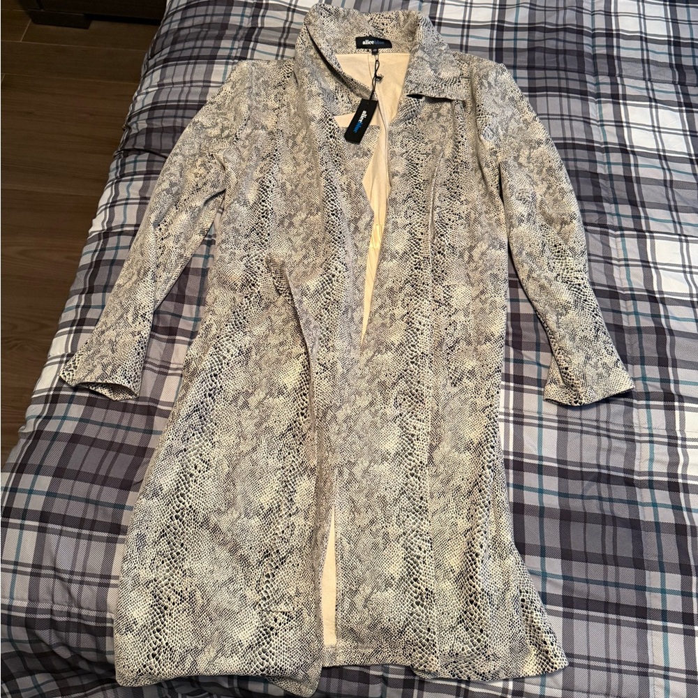 Chic Snake Print Long Coat